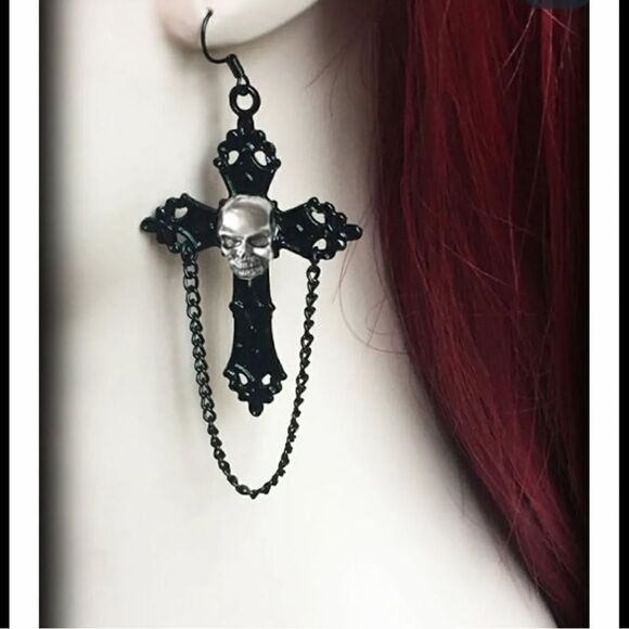 🔥💀NWT Skull chainlink  cross earrings black cross silver skulls. - Picture 6 of 7
